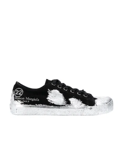 Maison Margiela Tabi Paint-effect Sneakers In Black