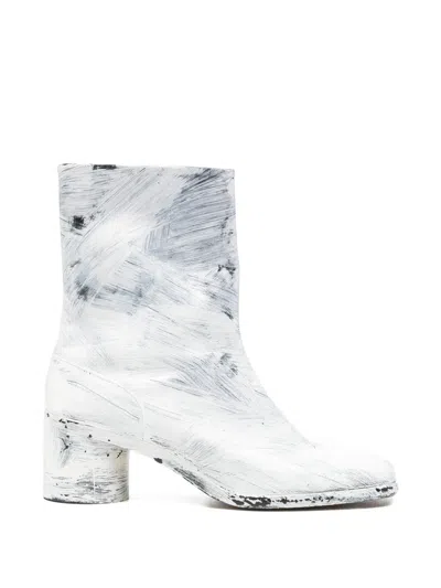 Pre-owned Maison Margiela Tabi Paint-effect Ankle Boots In White
