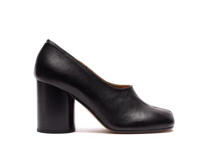 Maison Margiela Tabi 80 Leather Pumps In Black