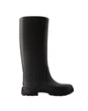Maison Margiela Tabi Rain Boots In Black