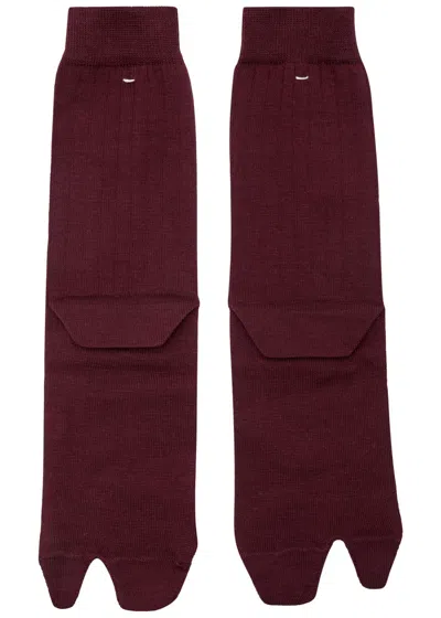 Maison Margiela Tabi Ribbed-knit Wool-blend Socks In Bordeaux