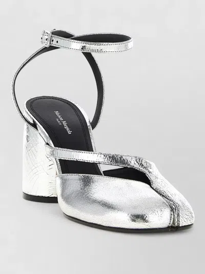 Maison Margiela Tabi Sandals Block Heel Metallic Finish In Silver