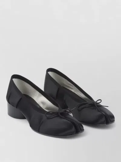 Maison Margiela Tabi Satin Pumps Block Heel Bow Round Toe In Black