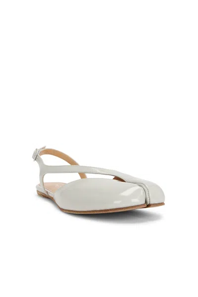 Maison Margiela Tabi Slingback Flat In Gray