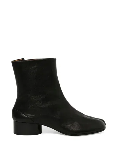 Maison Margiela Tabi Split-toe Ankle Boots In Black