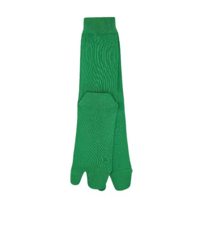 Maison Margiela Tabi-toe Ribbed-knit Socks In Green