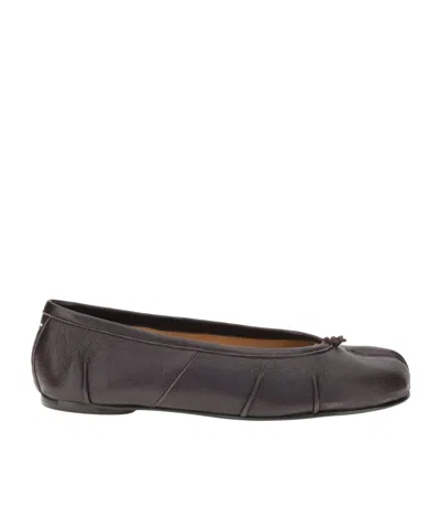 Maison Margiela Tabi Toe Slip-on Ballerinas In Black