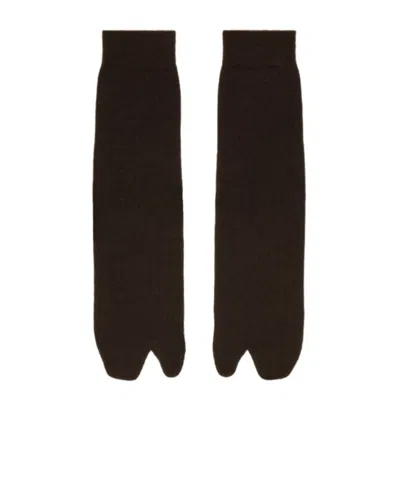 Maison Margiela Tabi-toe Socks In Brown