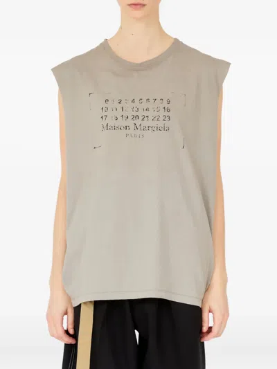 Maison Margiela Tank Top Overdye Treatment In Neutral