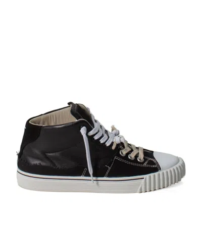 Maison Margiela Tie Casual Sports Shoes In Black