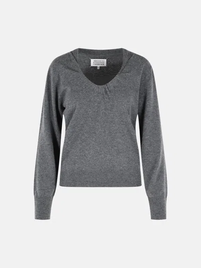 Maison Margiela Twist Virgin Wool V Neck Sweater In Gray