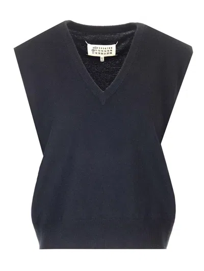Maison Margiela V-neck Knitted Vest In Blue