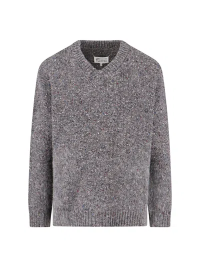 MAISON MARGIELA V-NECK SWEATER