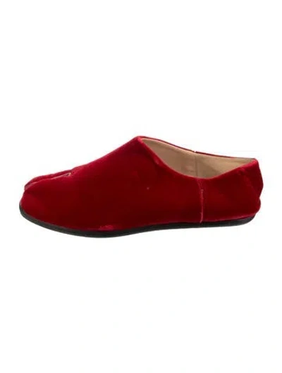 Pre-owned Maison Margiela Velvet Embroidered Accent Flats In Red