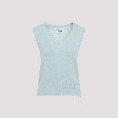 Maison Margiela V-neck Knitted Vest In Blue