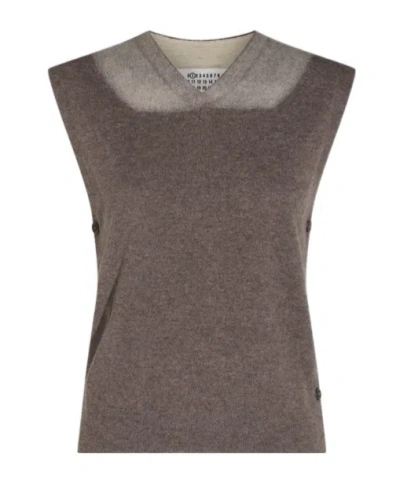 Maison Margiela V-neck Knit Vest In Brown