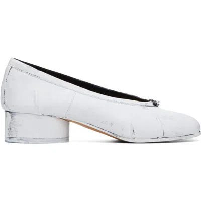 Maison Margiela Tabi 30 Split-toe Leather Pumps In Neutrals