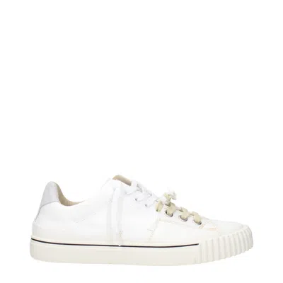 Maison Margiela Off-white Tabi Sneakers In T1003 White