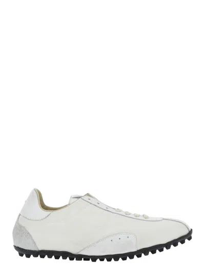 MAISON MARGIELA SNEAKERS WITH LOGO PATCH ON THE TONGUE AND CONTRASTING HEEL
