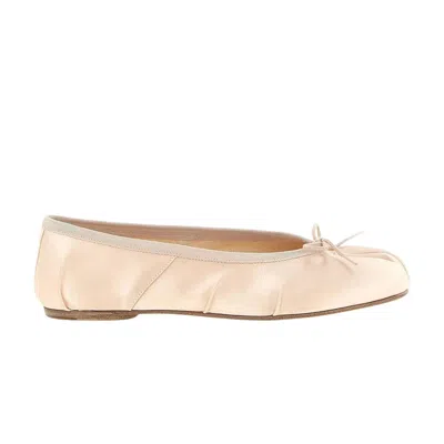 Pre-owned Maison Margiela Wmns Tabi Ballerina 'almond Peach' | Cream | Women's Size 37 In White