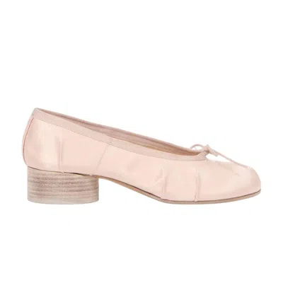 Pre-owned Maison Margiela Wmns Tabi Ballerina 'almond Peach' | Cream | Women's Size 39 In White