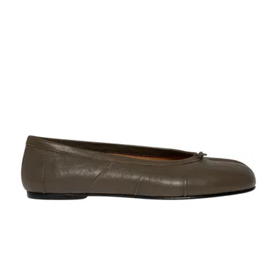 Pre-owned Maison Margiela Wmns Tabi Ballerina New Flat 'cold Brown' | Women's Size 35