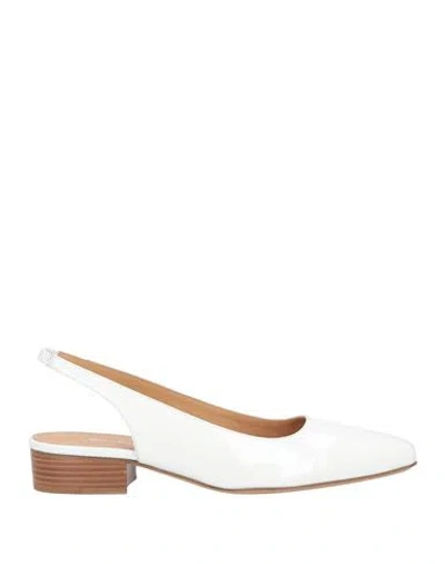 Maison Margiela Woman Ballet Flats White Size 7.5 Leather