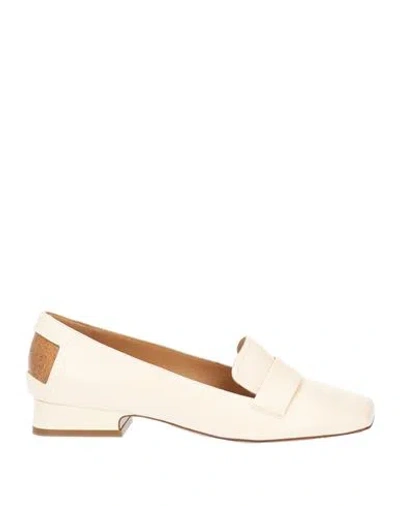 Maison Margiela Woman Loafers Beige Size 7 Soft Leather In White