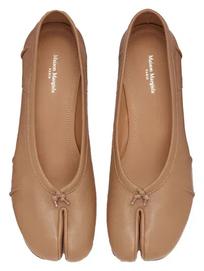 Maison Margiela Women's Comfortable And Stylish Flat Shoes