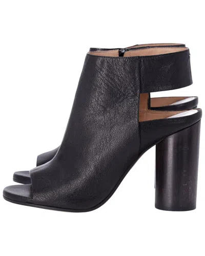Maison Margiela Women's Leather Cut-out Leather Bootie In Black