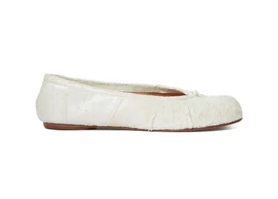 Pre-owned Maison Margiela Women's  Tabi Ballerina Sneakers In White Pearly