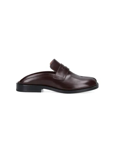 Maison Margiela Leather Sandals With Round Toe Design In Brown