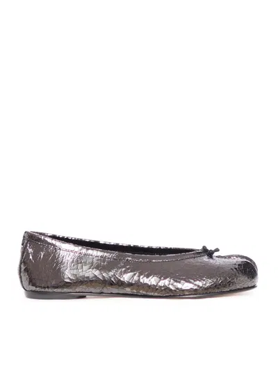 Maison Margiela Tabi Toe Slip On Flat Shoes In Grey