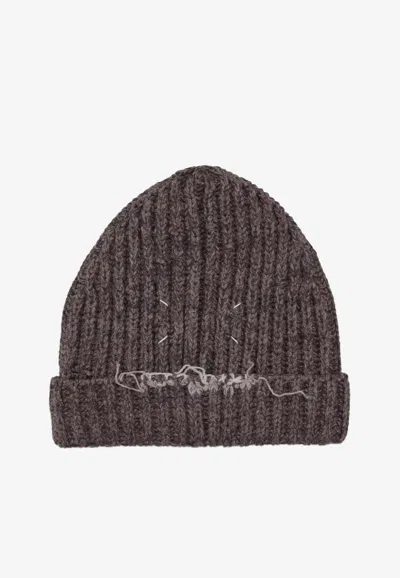 Maison Margiela Wool Logo Beanie In Brown
