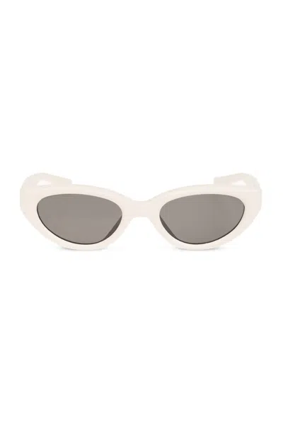 Maison Margiela X Gentle Monster Sunglasses In Beige