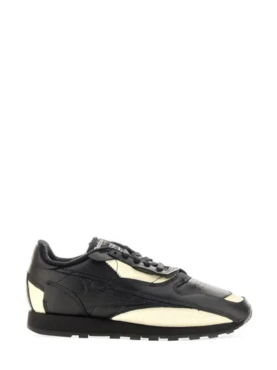 Maison Margiela X Reebok Cl Memory Of Shoes Trainers In Black