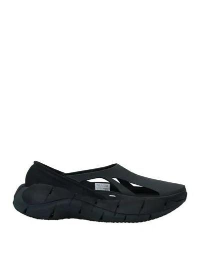 Maison Margiela Project 0 Cr Reebok Sneakers In Black