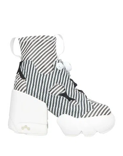 Maison Margiela X Reebok Woman Ankle Boots White Size 7.5 Textile Fibers