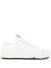 Maison Mihara A05fw702 095 In White