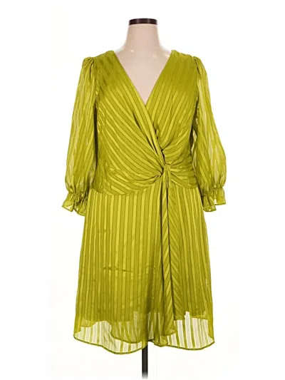 Pre-owned Maison Tara Cocktail Dress In Green