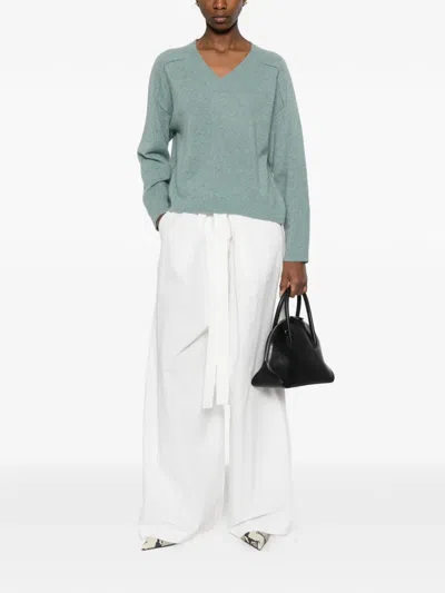 Maison123 Bary V-neck Long-sleeve Sweater In Green