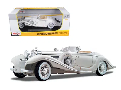 Maisto 1936 Mercedes Benz 500 K Special Roadster White 1/18 Diecast Model Car By