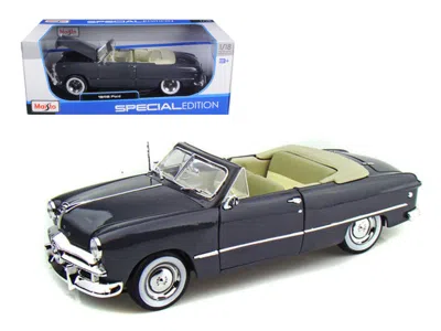 Maisto 1949 Ford Convertible Gray 1/18 Diecast Model Car By