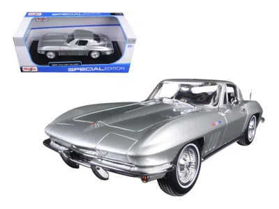 Maisto 1965 Chevrolet Corvette Silver "special Edition" 1/18 Diecast Model Car By