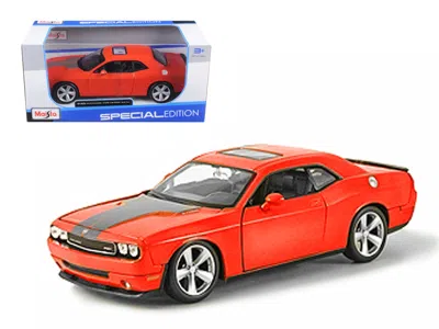 Maisto 2008 Dodge Challenger Srt8 Orange 1/24 Diecast Model Car By