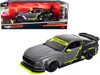 Maisto 2015 Ford Mustang Gt 5.0 Gray Metallic And Black With Graphics "modern Muscle" Series 1/18 Diecast M