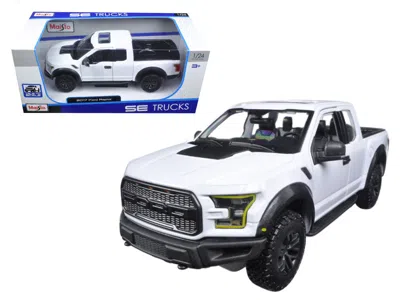 Maisto 2017 Ford Raptor Pickup Truck White 1/24 Diecast Model Car By