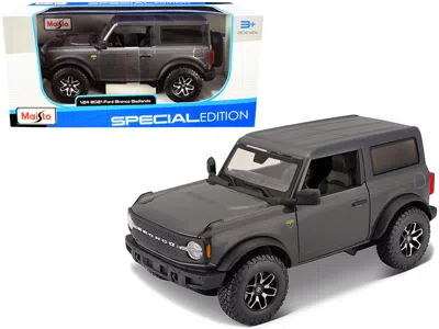 Maisto 2021 Ford Bronco Badlands Gray Metallic With Black Top "special Edition" 1/24 Diecast Model Car By M
