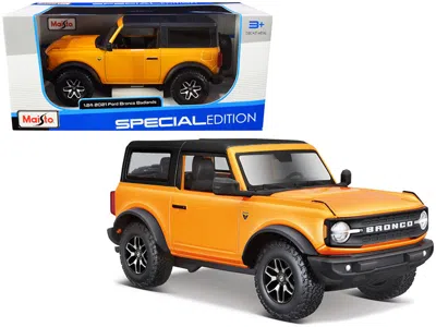 Maisto 2021 Ford Bronco Badlands Orange Metallic With Black Top "special Edition" 1/24 Diecast Model Car By