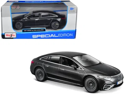Maisto Mercedes-benz Eqs Gray Metallic "special Edition" Series 1/27 Diecast Model Car By